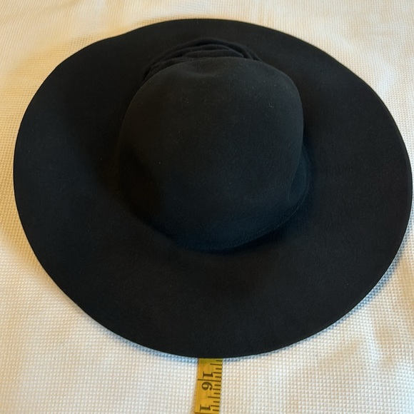 Jessica Simpson Black Wool Woman’s Hat - Picture 8 of 10